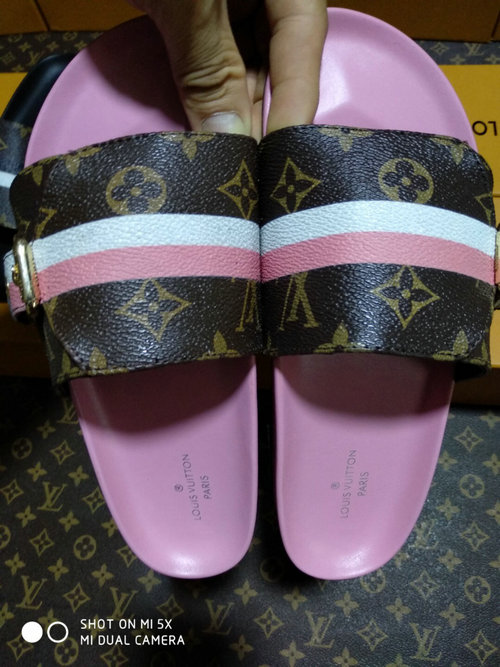 Louis Vuitton Slippers Wmns ID:20190503a312